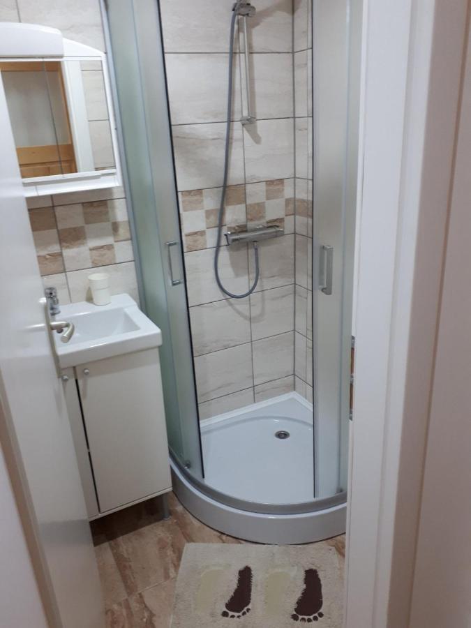 Apartman Ana Slavonski Brod Exteriör bild