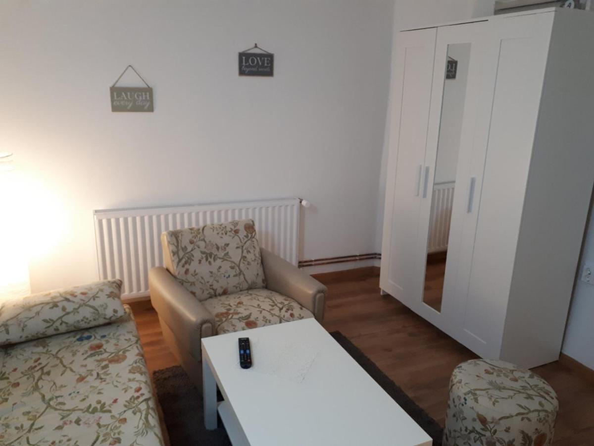 Apartman Ana Slavonski Brod Exteriör bild